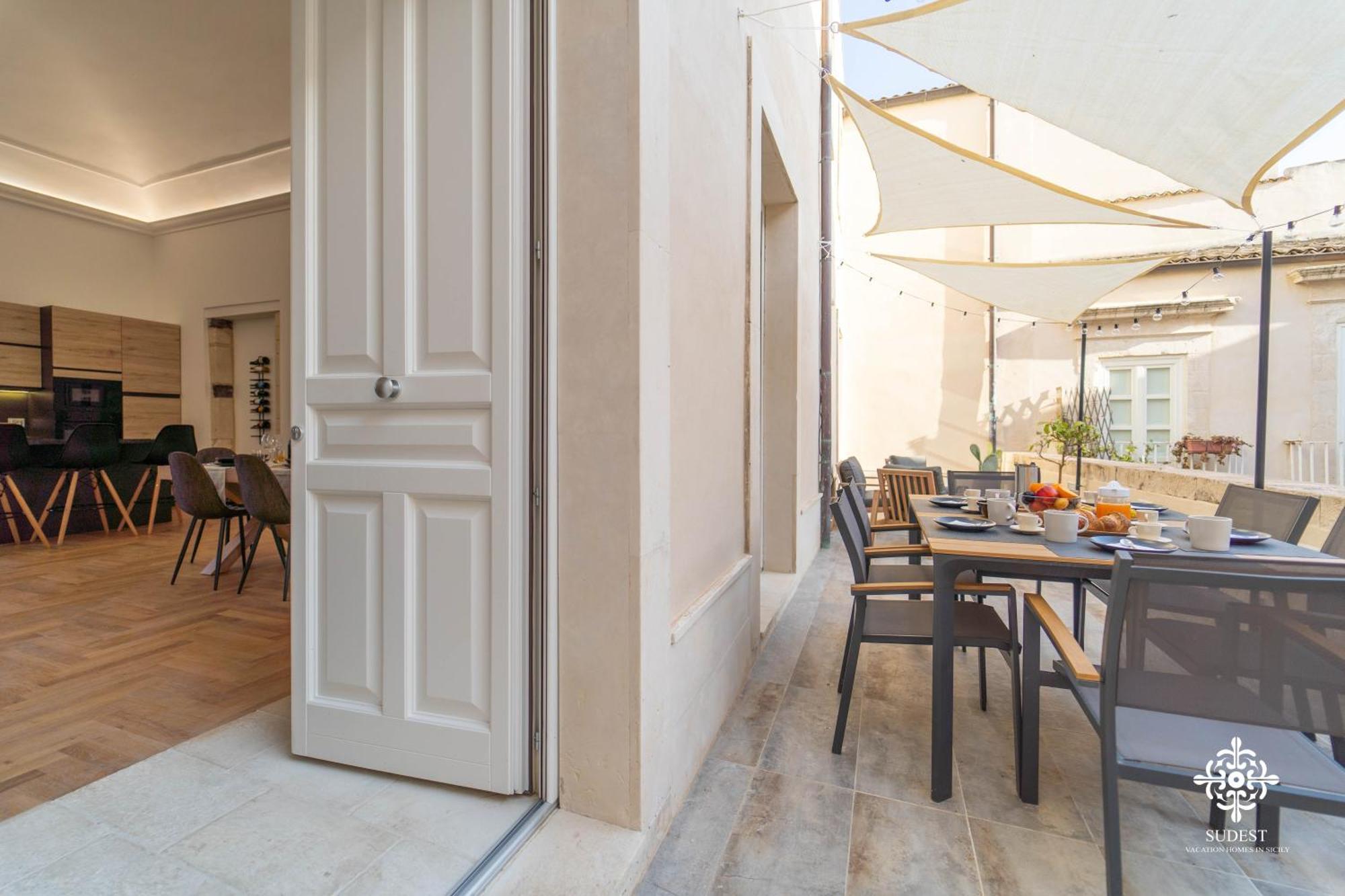 Apartamento Residenza Dumah - Elegante Dimora In Centro Syracuse Exterior foto