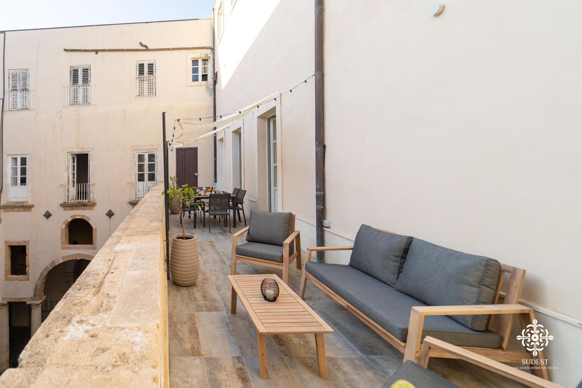 Apartamento Residenza Dumah - Elegante Dimora In Centro Syracuse Exterior foto